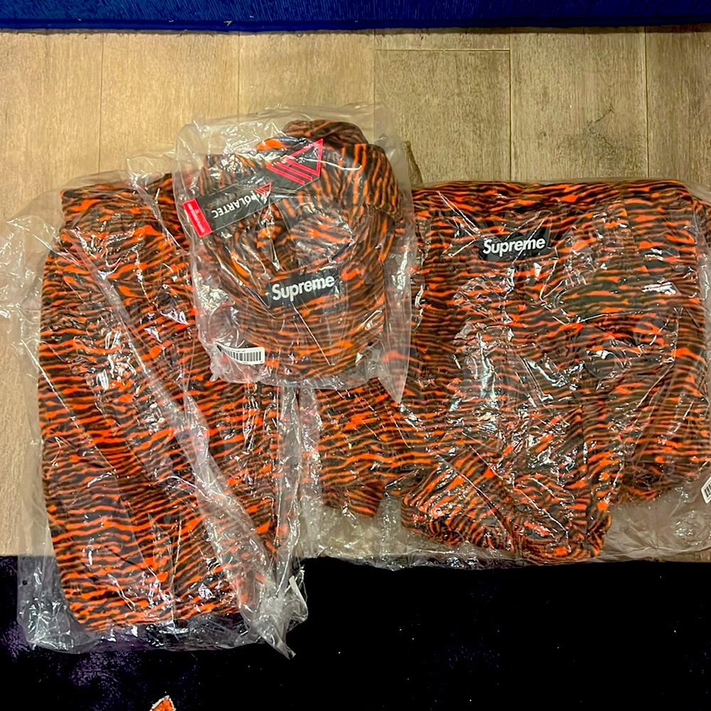 Supreme Polartec Jumpsuit (FW21) Hoodie (XL), Pants (S), Earflap Camp Cap (OS)